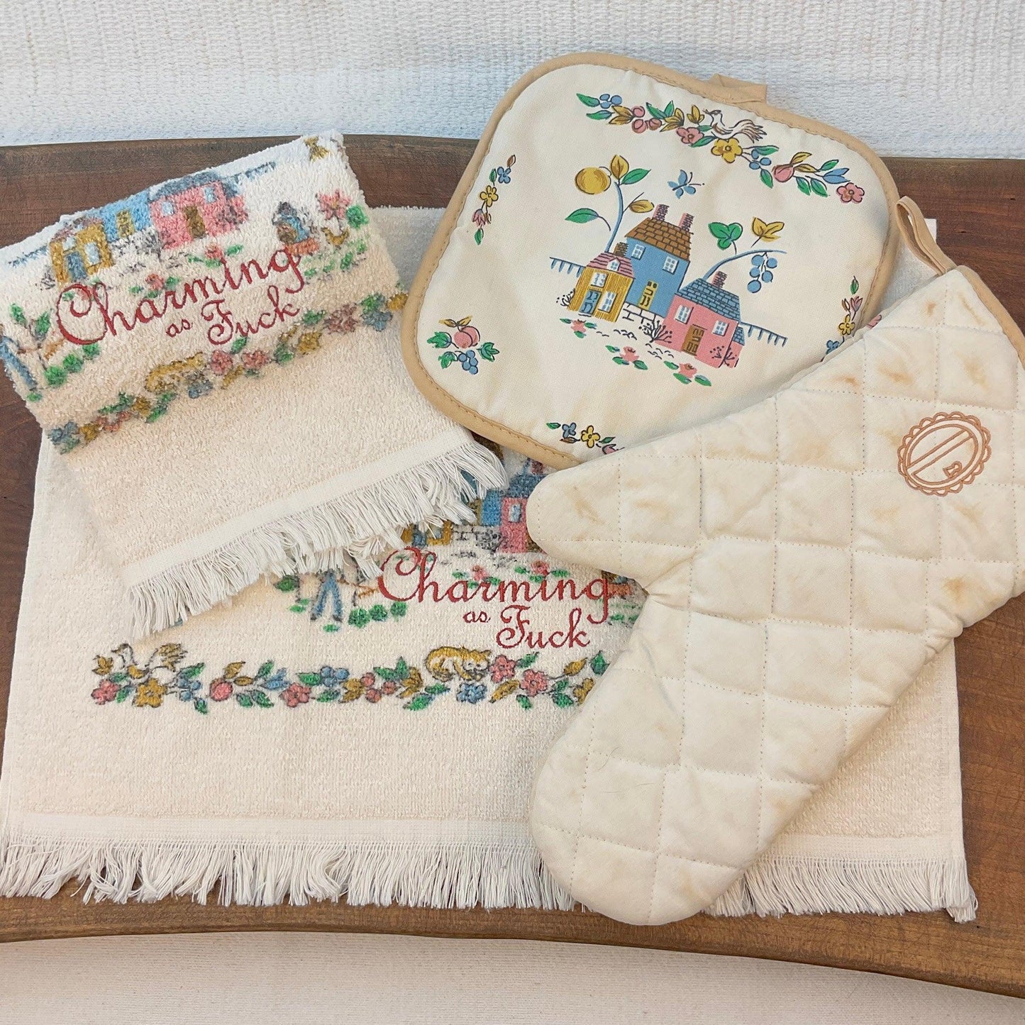 Charming Kitchen Towel & Oven Mitt Set - Offensively Domestic